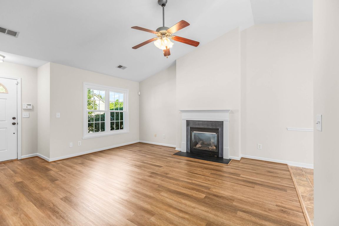 next background image