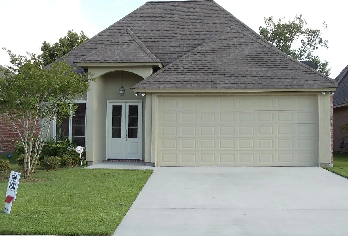 15920 Belle Angela Ave — Photo 1