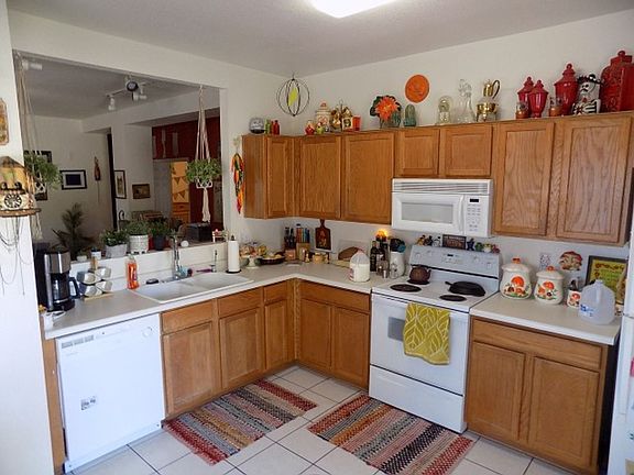 4th image of 2785 E Cherry Hills Dr