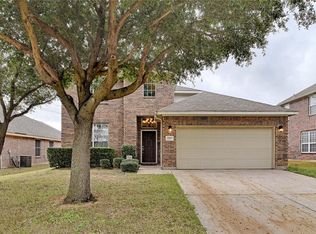 2767 Sunvalley Dr, Grand Prairie, TX 75052