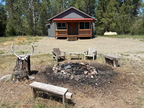 2172 Blackburn Dr, Lincoln, MT 59639