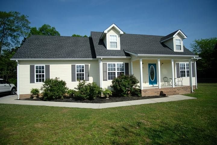 1st image of 115 Evergreen Ln