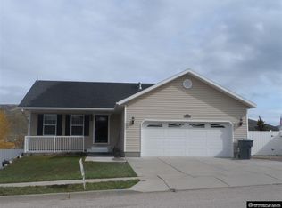 221 Champs Ave, Evanston, WY 82930