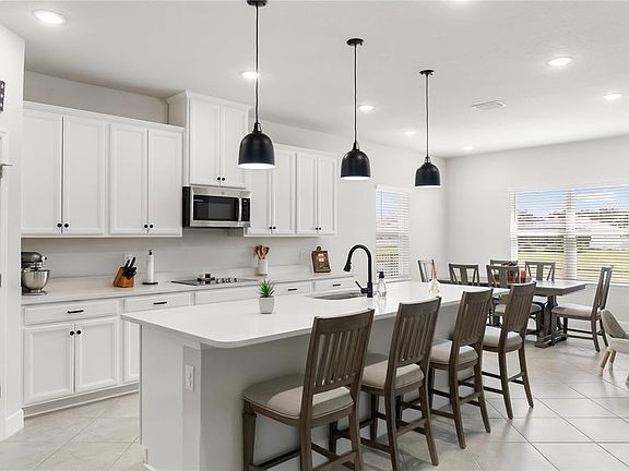 3rd image of 6112 115TH AVENUE E
