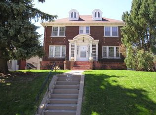 1736 S 32nd Ave, Omaha, NE 68105