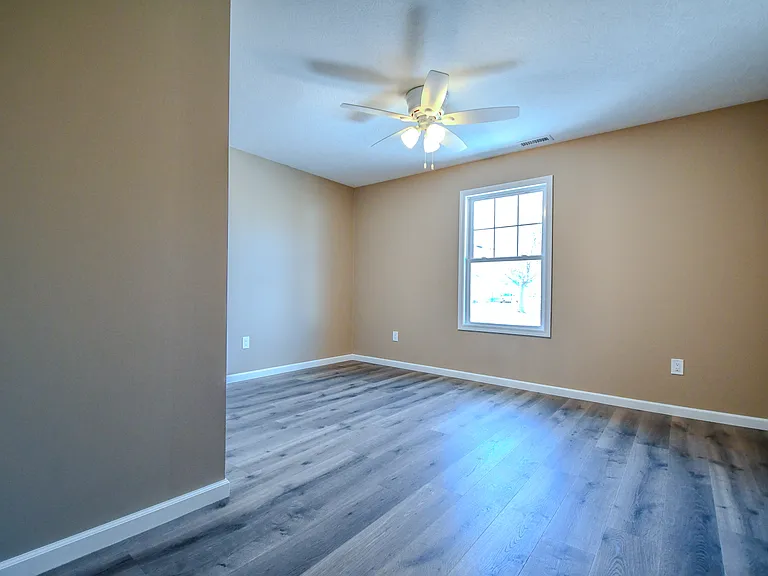 511 Cherry Ln — Photo 23
