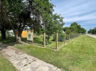 301 Cumberland St, Alma, NE 68920