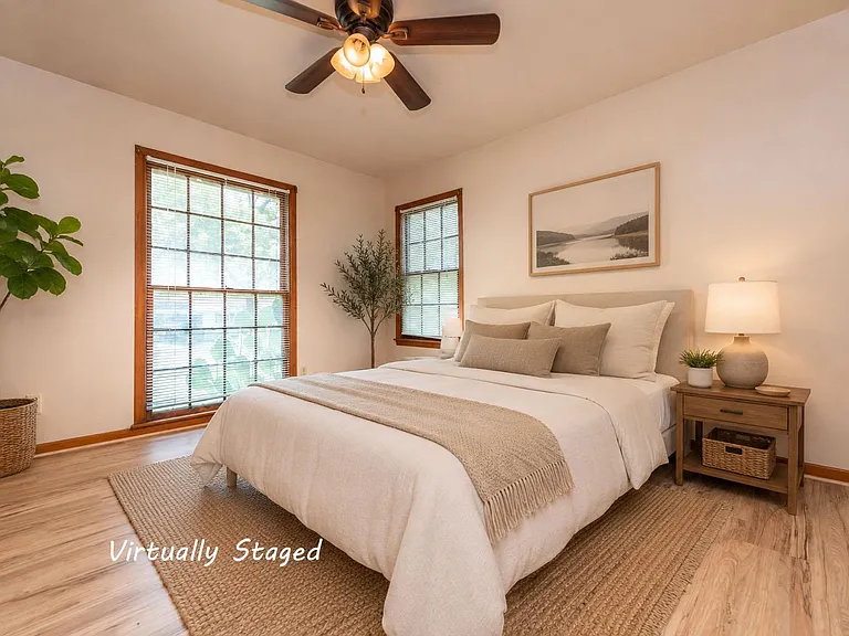 7602 Delafield Ln — Photo 11