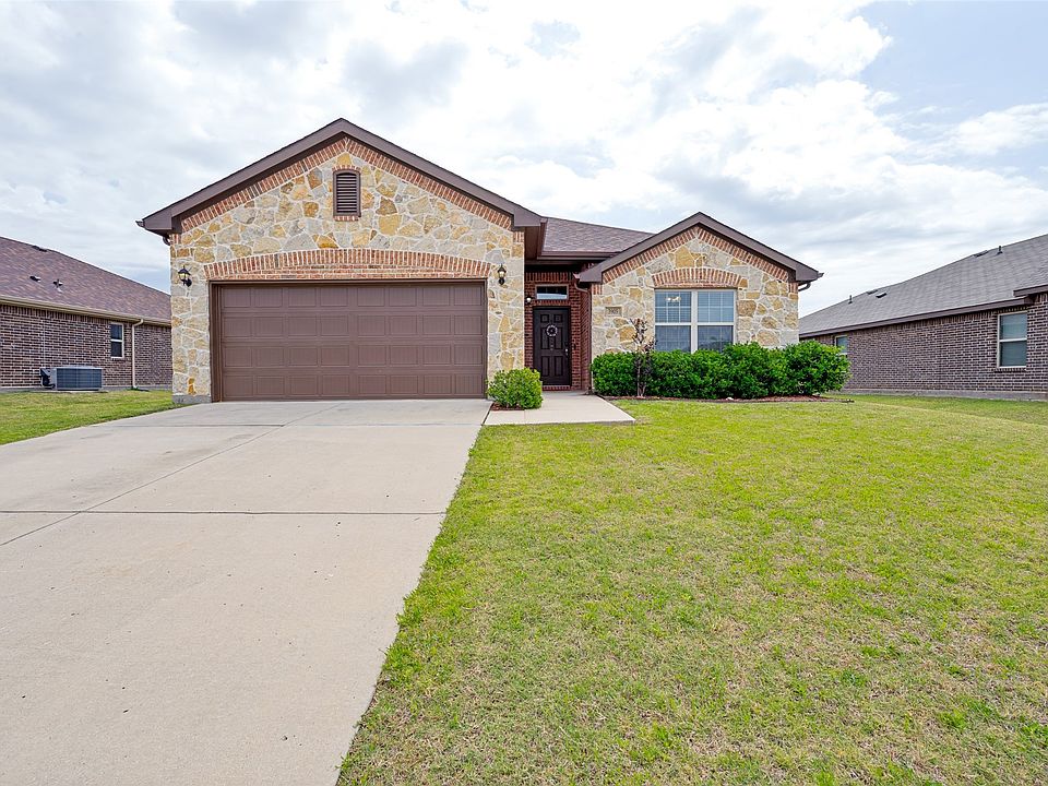 1st image of 3905 Bridle Path Ln