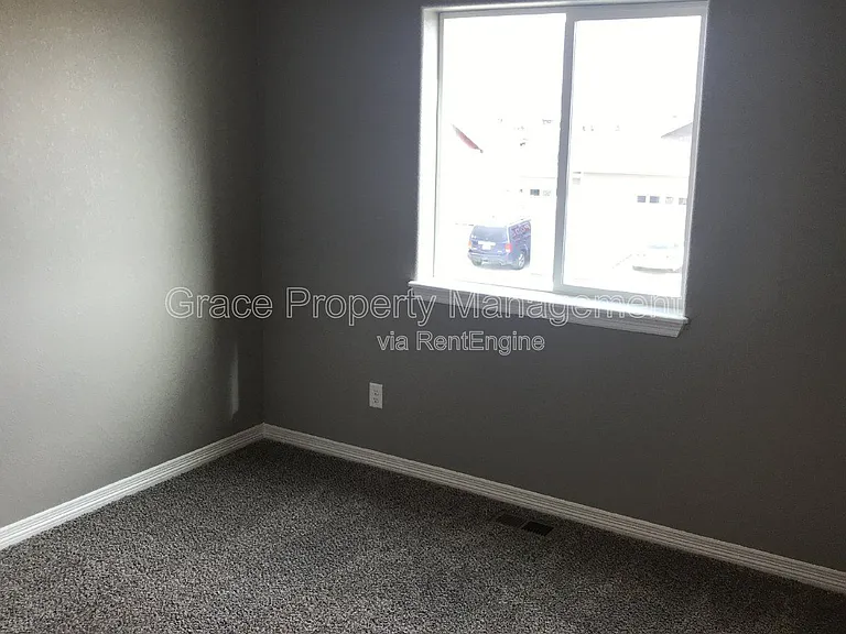 2063 Tabor St — Photo 10