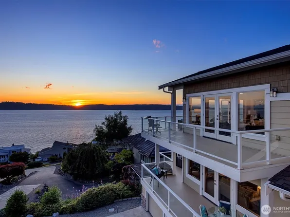 10123 Marine View Drive, Mukilteo, WA 98275
