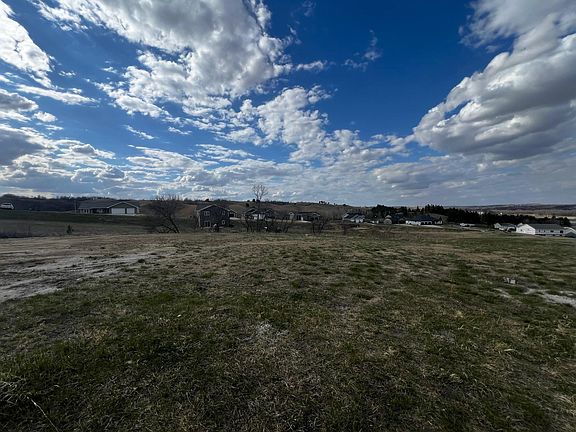 4th image of 25 Ridgeview Ct