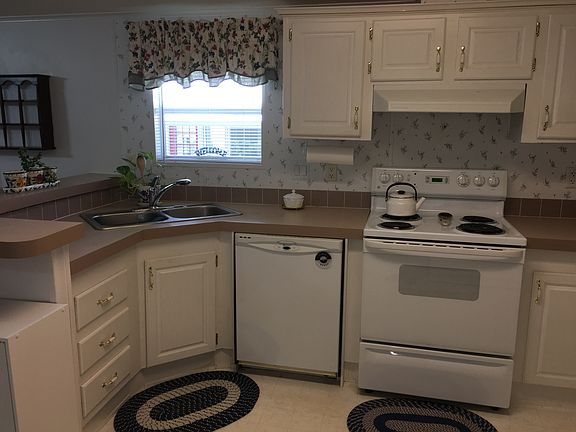 5th image of 614 Sunny South Ave