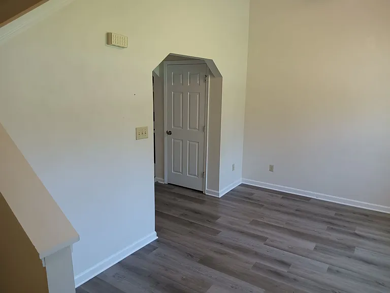 104 Majestic Dr #2 — Photo 4