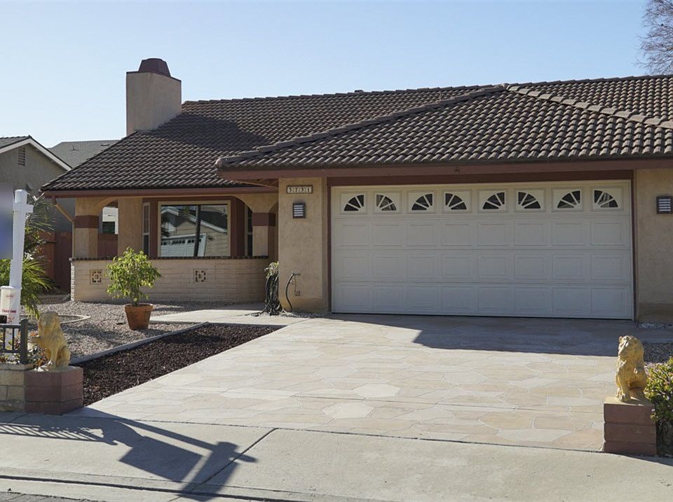 1st image of 3731 Kelton Dr