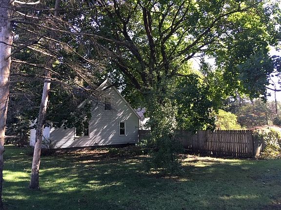4th image of 801 W Hively Ave