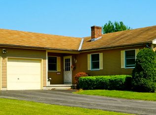 9 Sunset Dr, Brandon, VT 05733