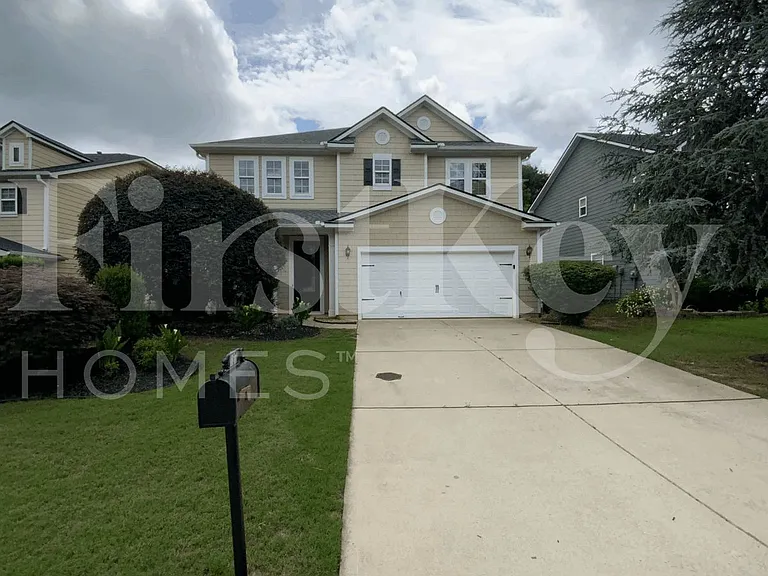 167 Parkmont Ln — Photo 1
