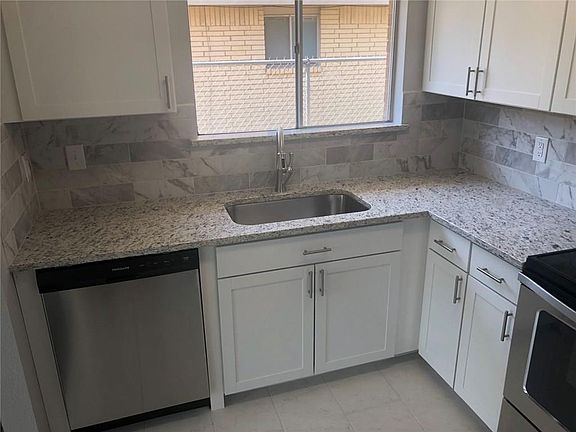3rd image of 1122 Trinidad Ln