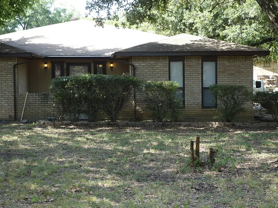 2725 Luzon Rd