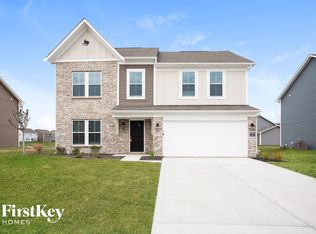 6292 Woodhaven Dr, McCordsville, IN 46055
