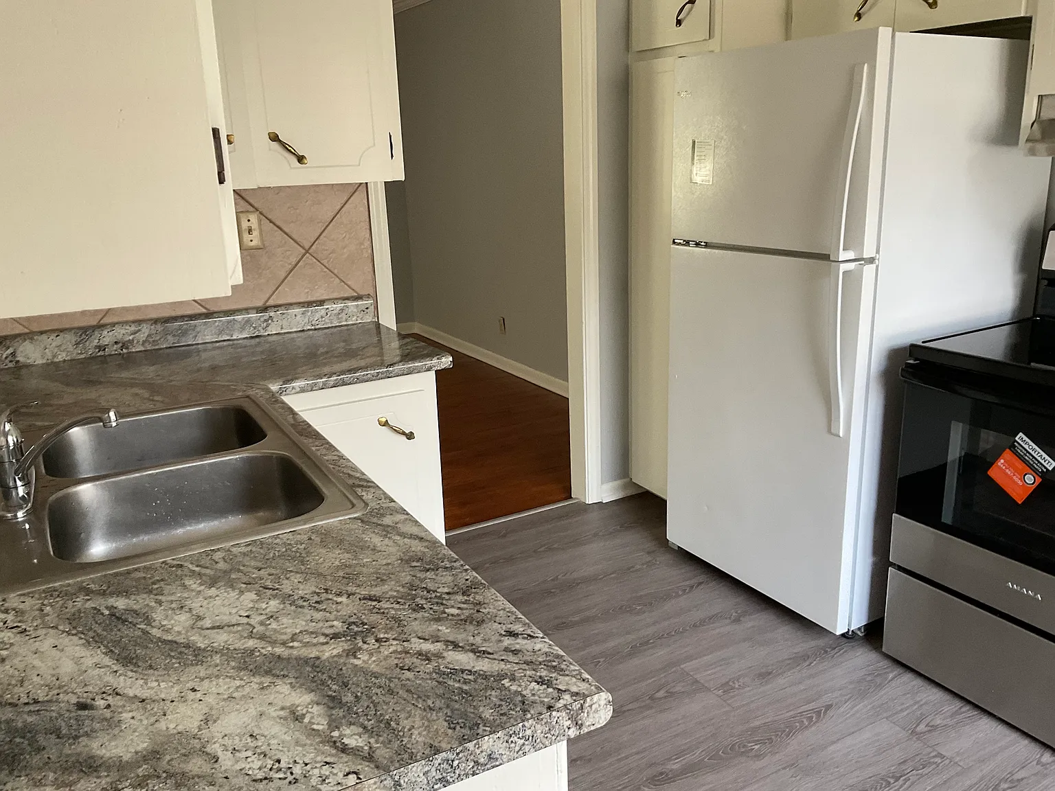 3 bed, 1600 sqft, $1,695 — Photo 4