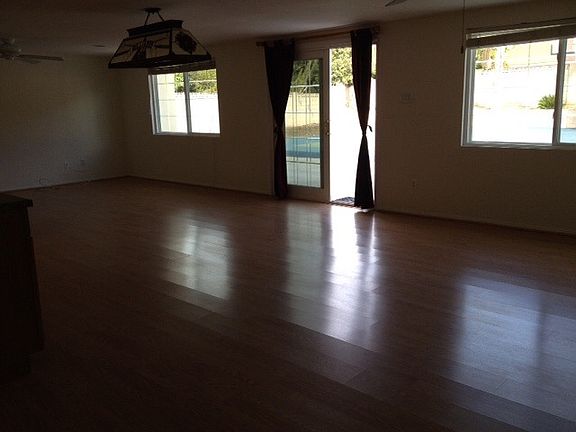 2nd image of 1376 Hendrix Ave