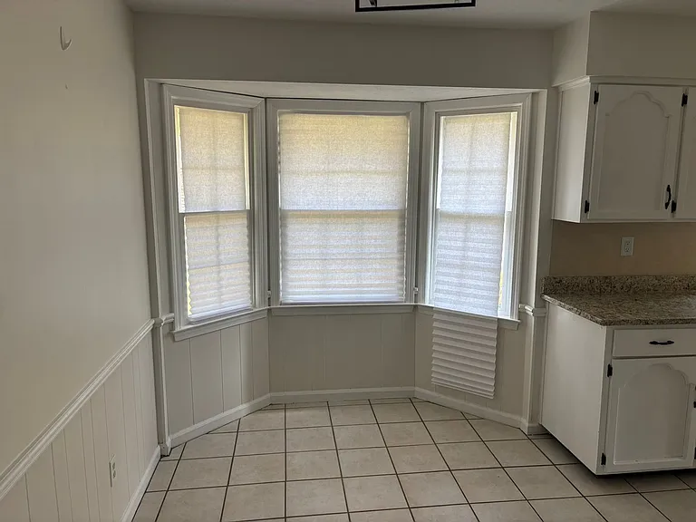 6129 Charing Dr — Photo 9