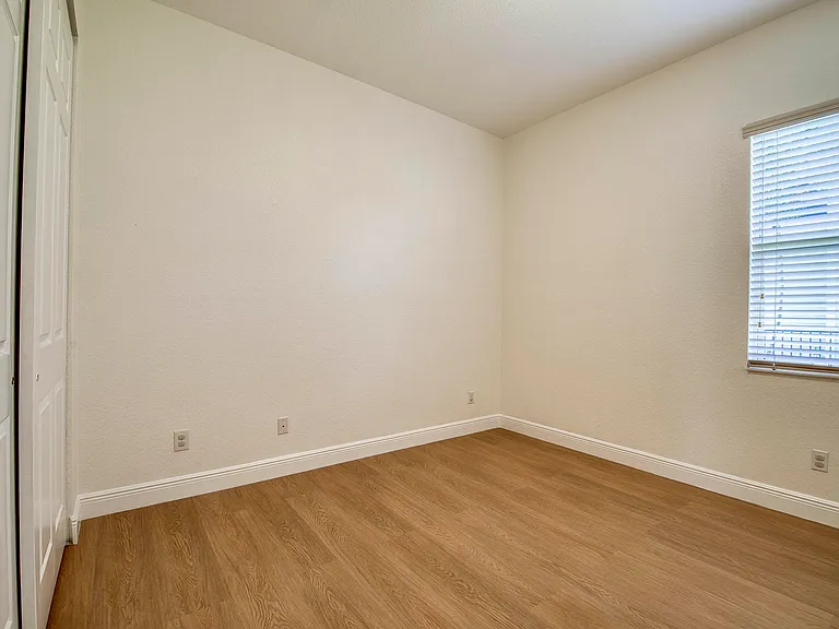 172 Manor Cir — Photo 23