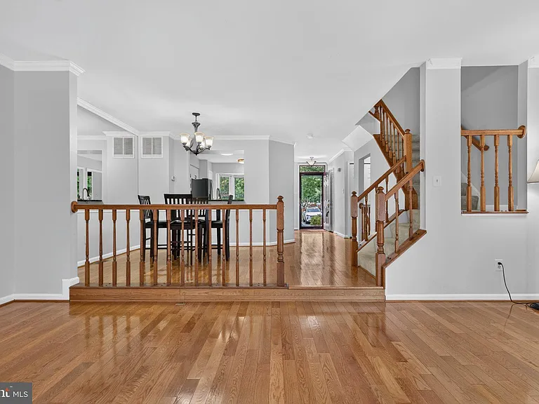 7259 Worsley Way — Photo 23