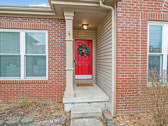 4th image of 5659 Newington Dr