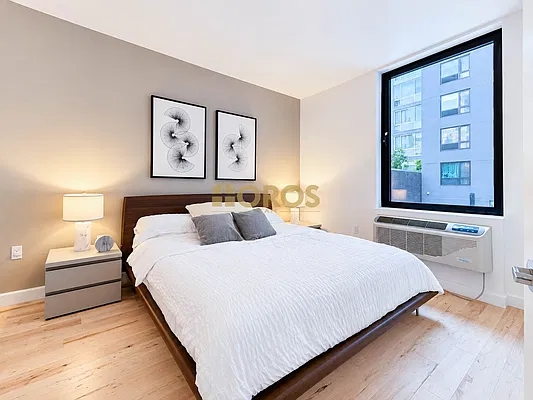 Bedroom, photo 1