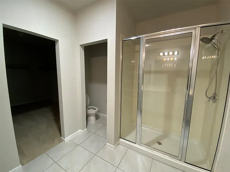 2205 Bettylou Ln — Photo 10