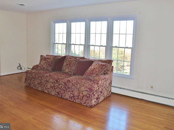5th image of 5530 Edgemont Dr