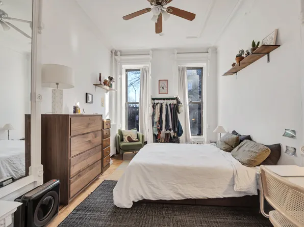 255 Madison Street image 1 of 11