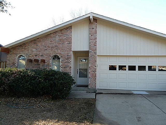 1st image of 2224 Lockwood Dr