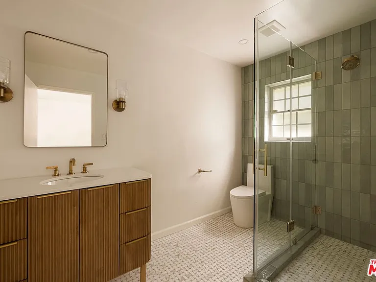 3414 N Knoll Dr — Photo 14