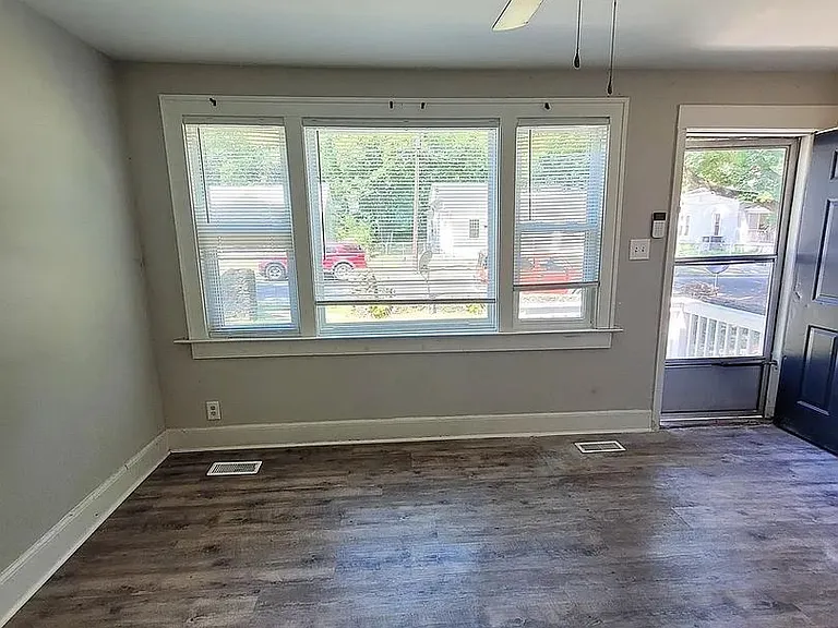 802B Park Ave — Photo 5