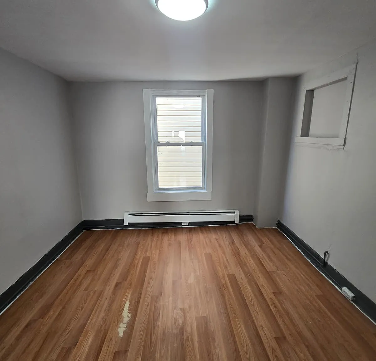 3 bed, $2,250 — Photo 1