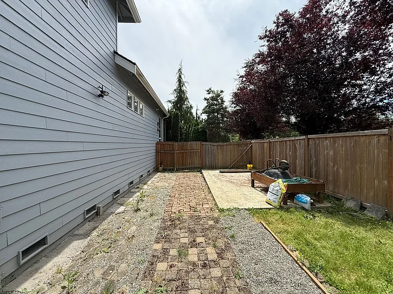 123 148th Pl SW — Photo 9