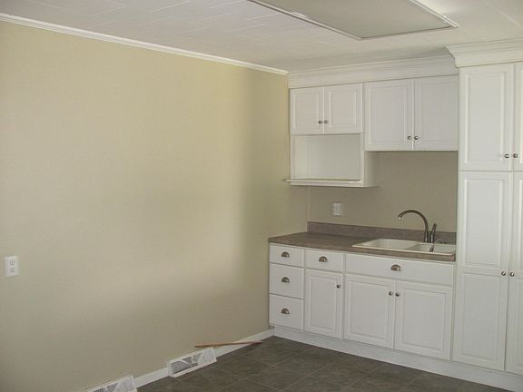 4th image of 614 N 21st St