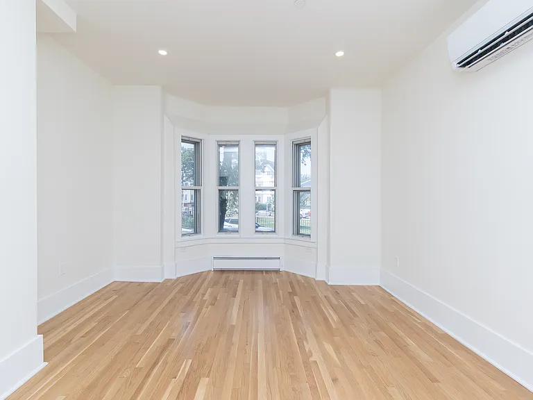 219 Trenton St #1 — Photo 8