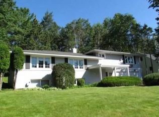 3609 E Superior St, Duluth, MN 55804