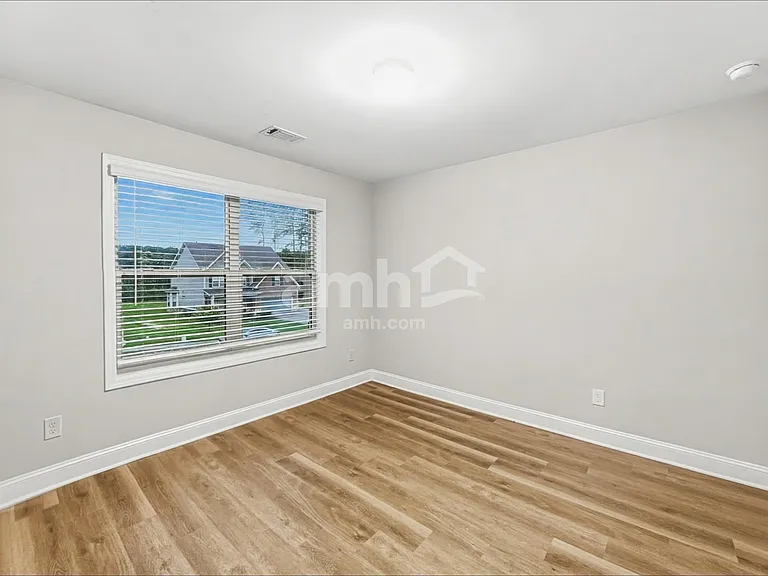 1200 Victoria Walk Ln — Photo 18