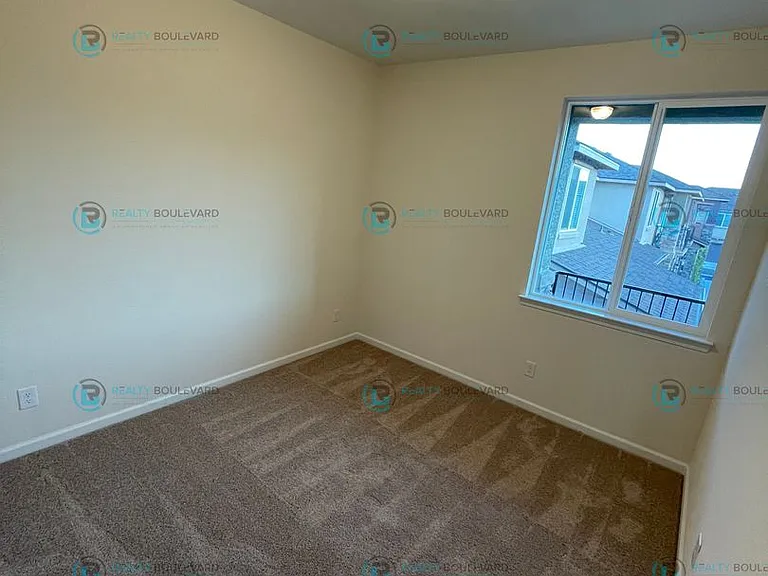 1017 Middle Gate Rd — Photo 21