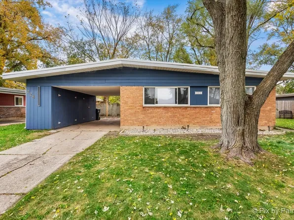 228 Nauvoo St, Park Forest, IL 60466