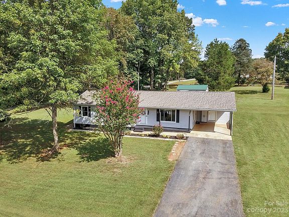 5th image of 3606 Flint Dr