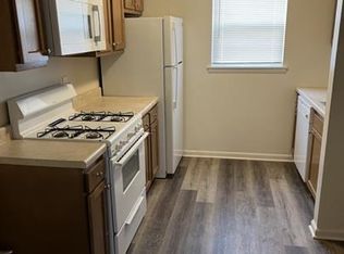 206 S Walnut St #10952967, Springfield, IL 62704