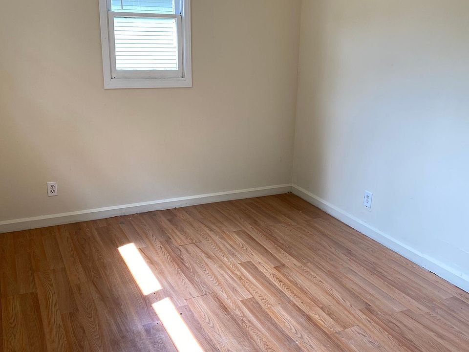 1st image of 1307 Camden Ave #201