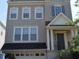 8921 Hanson Grove Ct, Manassas, VA 20109